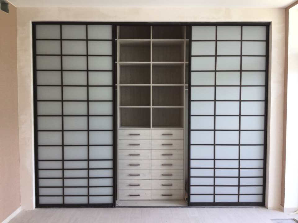 Гардеробна 05